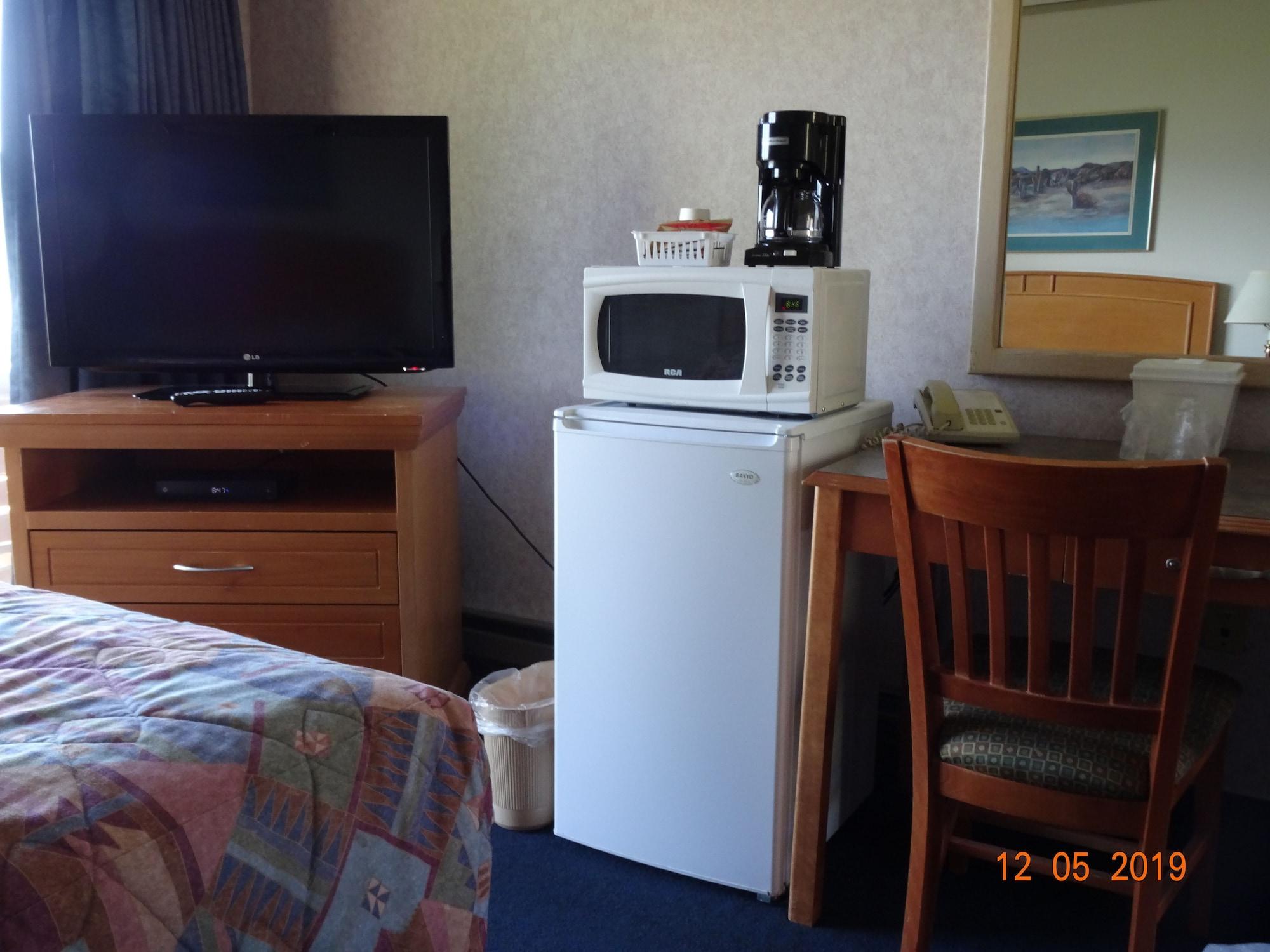 ホスピタリティ イン カムループス エクステリア 写真